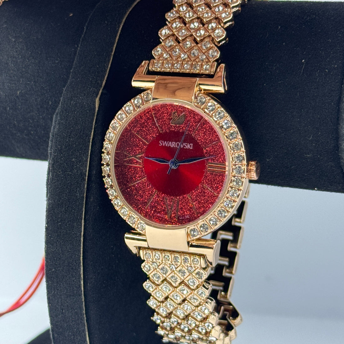 Luxury diamond watch with bracelet